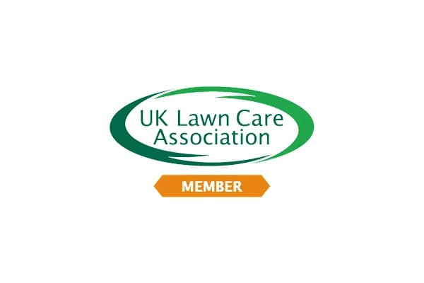 UK Lawn Care Association Logo
